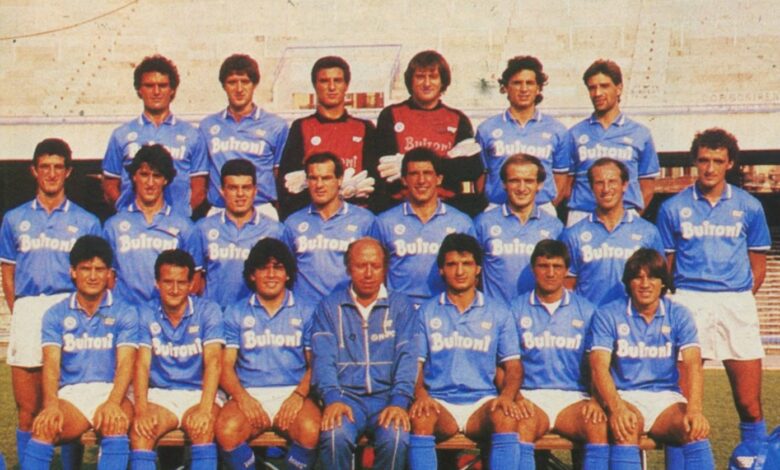 ¿Dónde jugó Maradona en Napoli